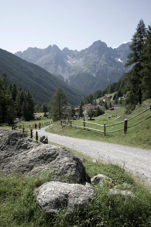 Alpengasthof Crusch Alba Ed Alvetern, S-Charl Scuol Εξωτερικό φωτογραφία